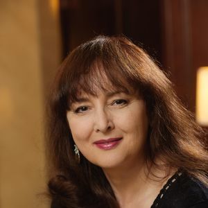 Meet your Posher, Elina